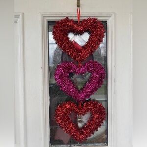 18” Magenta Pink Tinsel Heart Valentines Day Wreath, Door Hanger, Wall Decor